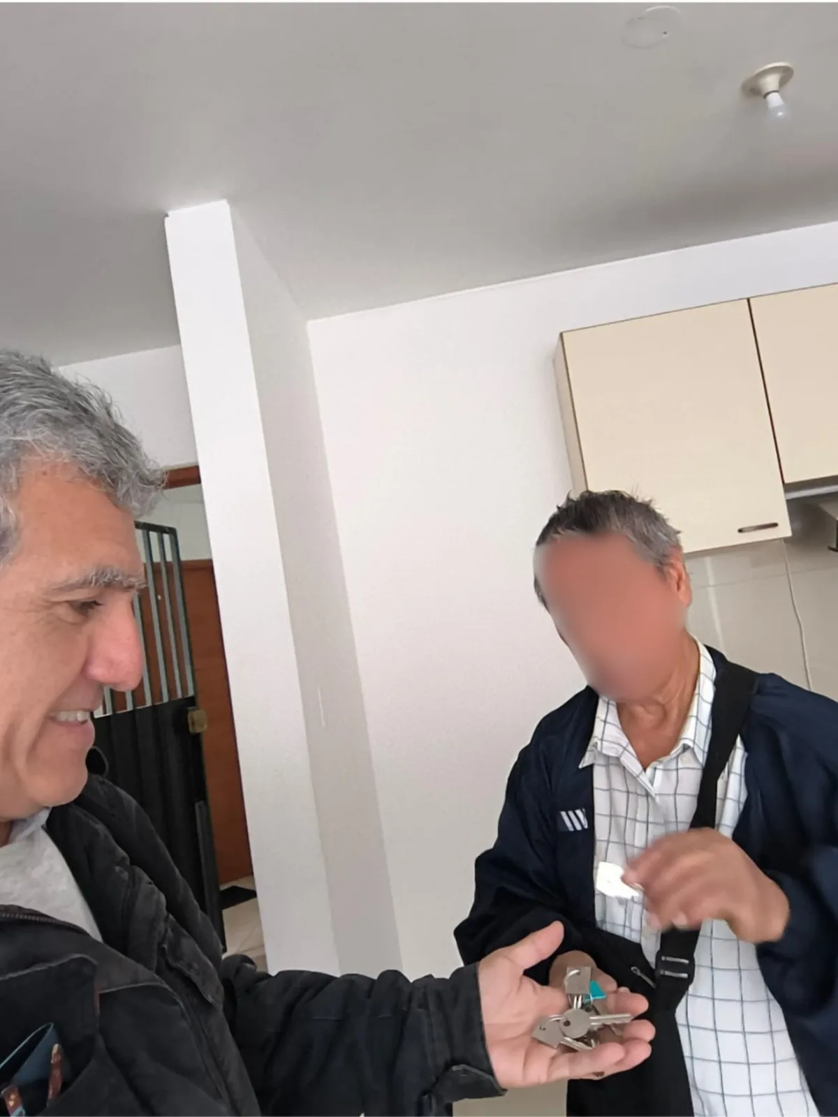 Entrega de llaves acompañada por Luis Silva